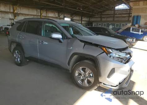 2023 Toyota Rav4 Xle z USA, uszkodzony, nr VIN 2T3W1RFV0SC339551